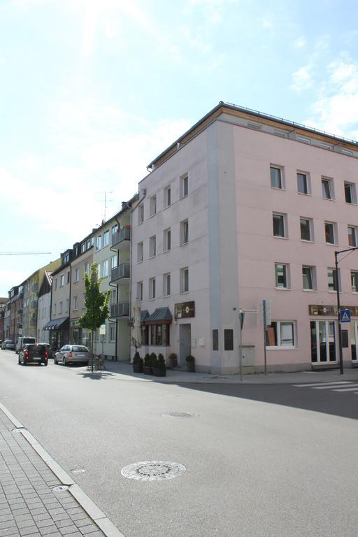 Mitte24 Hotel Neu-Ulm Exterior foto