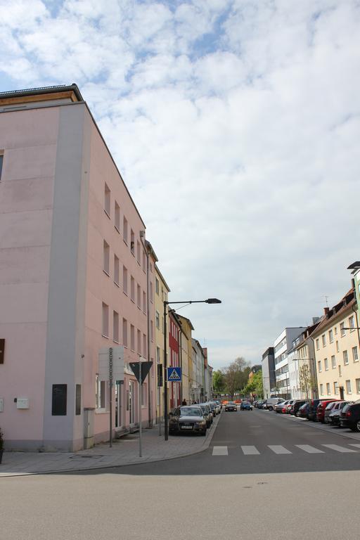 Mitte24 Hotel Neu-Ulm Exterior foto